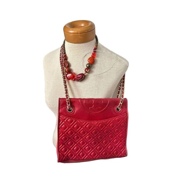 Tory Burch Handbags - Tory Burch Poppy Red Leather Medium Fleming Shoulder crossbody bag